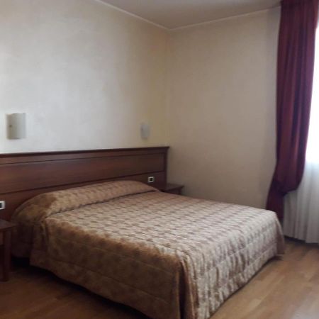Albergo Ristorante Campanile Azzurro Villafranca Padovana Экстерьер фото
